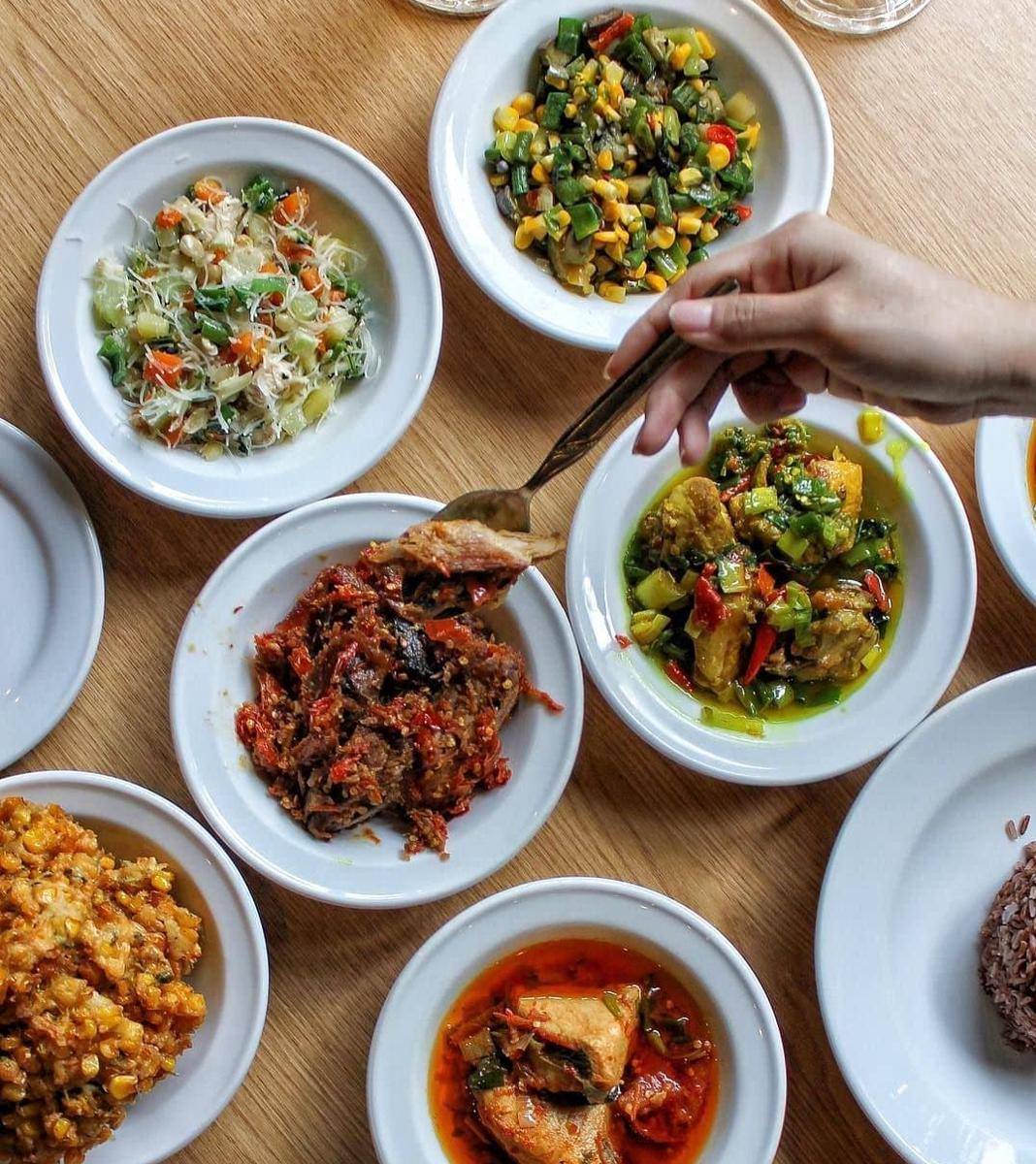 menu makanan di Restoran Beautika