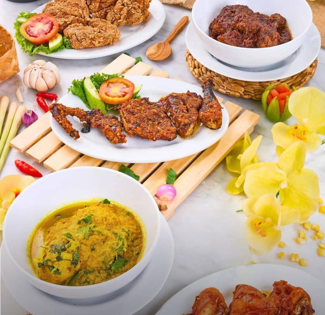 menu makanan di Restoran Sarang Oci
