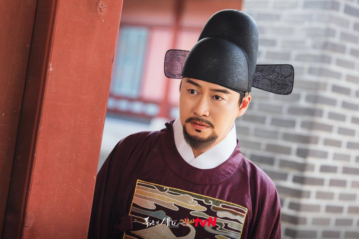 Oh Eui Shik di Bon Appétit, Your Majesty (x.com/CJnDrama)