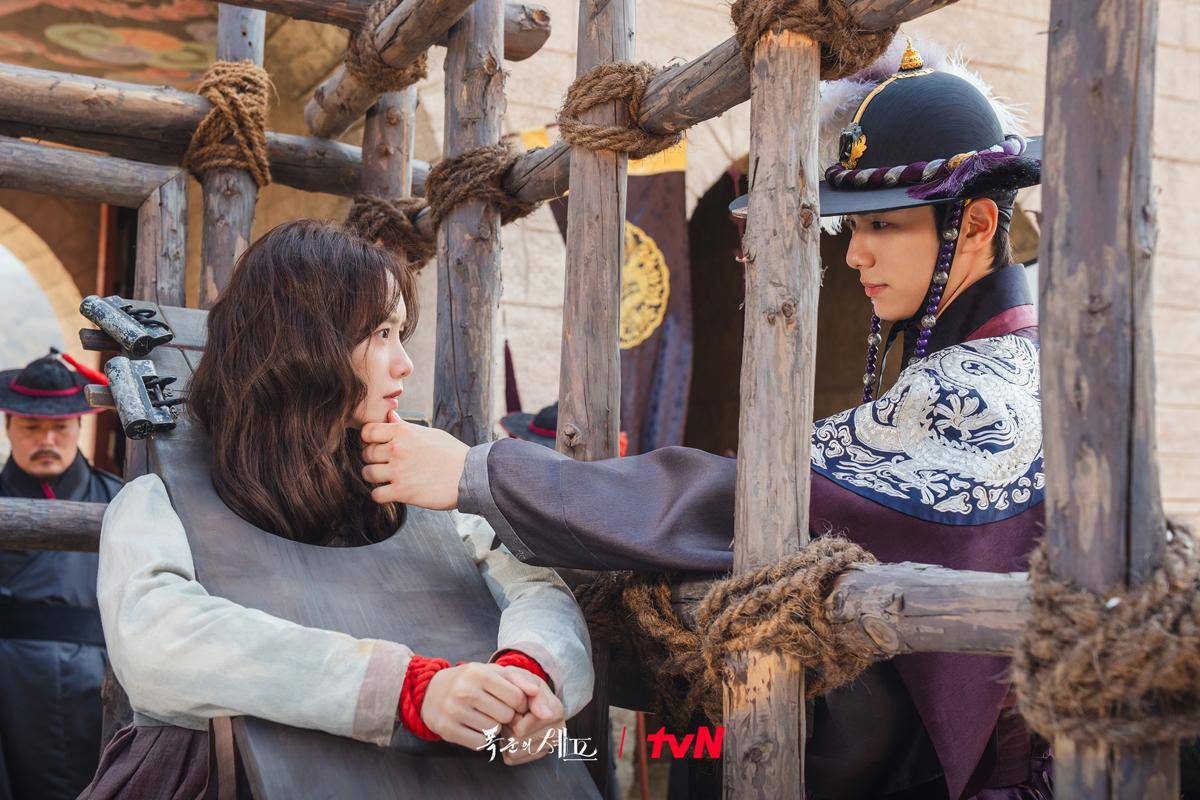 Yoona SNSD dan Lee Chae Min di Bon Appétit, Your Majesty (x.com/CJnDrama)