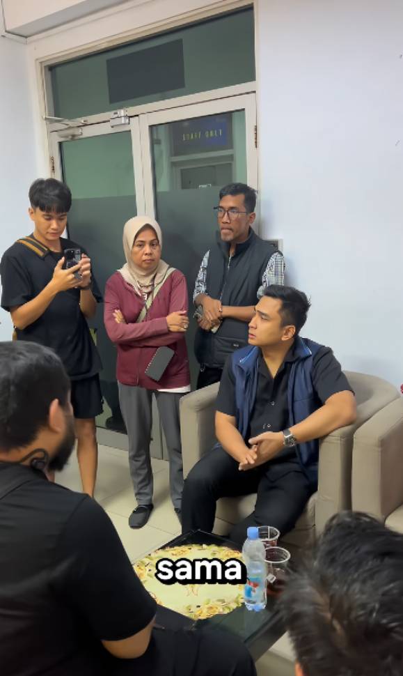 Lutfi Agizal kunjungi keluarga Affan Kurniawan