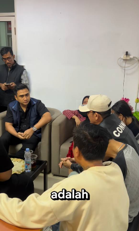 Lutfi Agizal kunjungi keluarga Affan Kurniawan