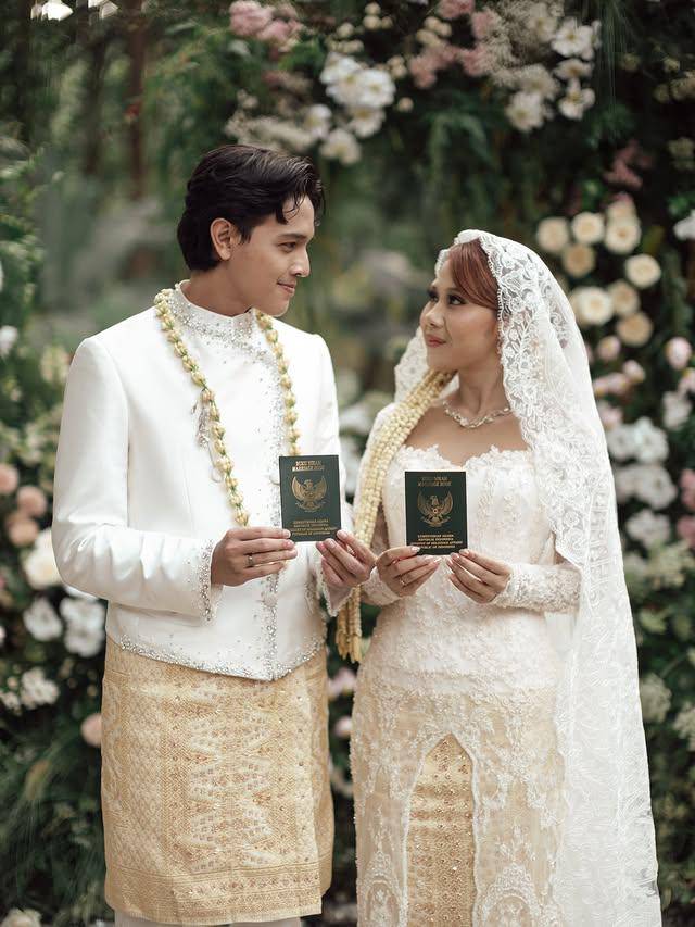 Pernikahan Nadin Amizah