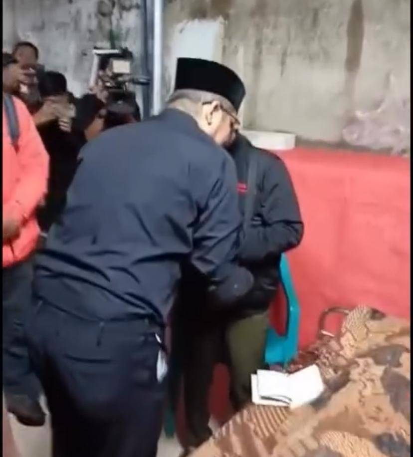 Pasha Ungu melayat ke rumah duka Affan Kurniawan