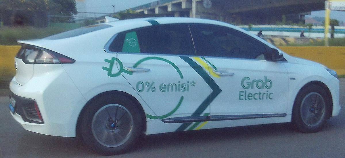 potret taxi online Grab (commons.wikimedia.org/Firzafp)