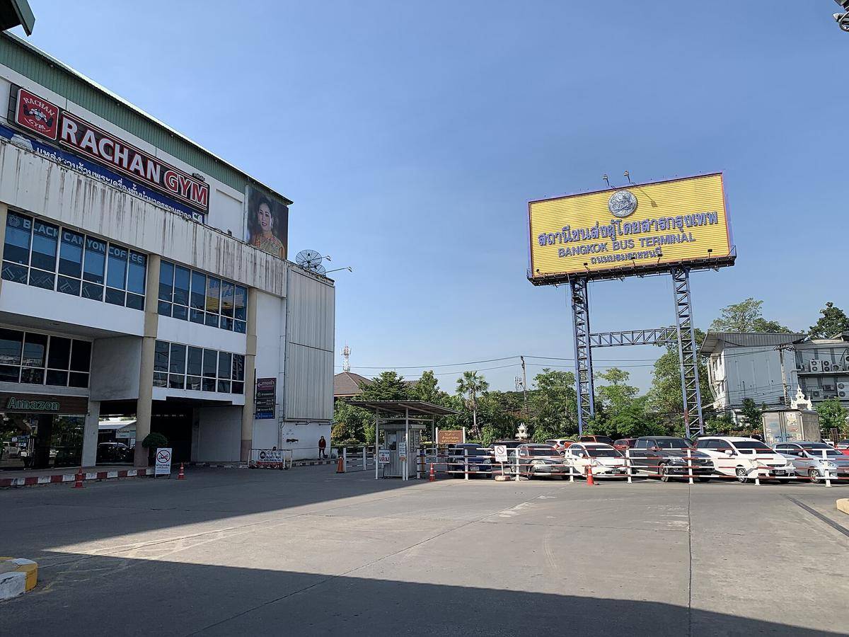 potret Southern Bus Terminal (Sai Tai Mai) (commons.wikimedia.org/Chainwit.)