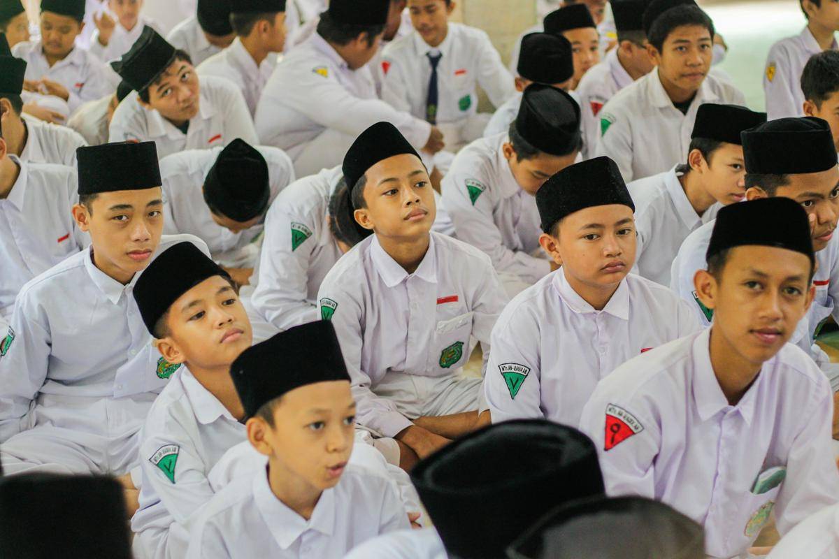 ilustrasi acara maulid nabi (unsplash.com/Azmi hidayat)