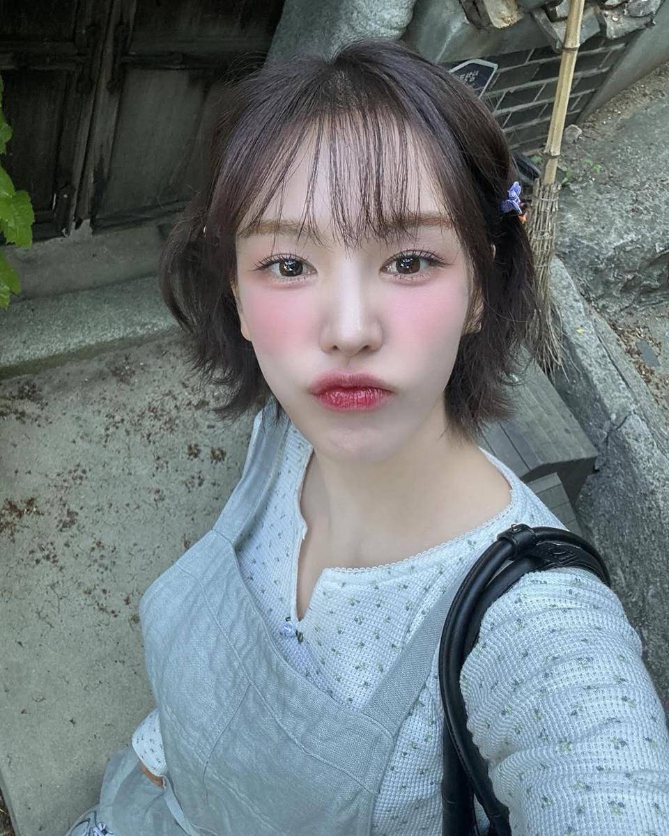 inspirasi makeup untuk picnic date (instagram.com/todayis_wendy)