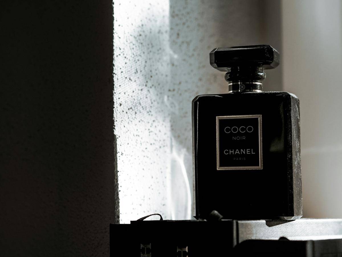 ilustrasi parfum niche (unsplash.com/Laura Chouette)