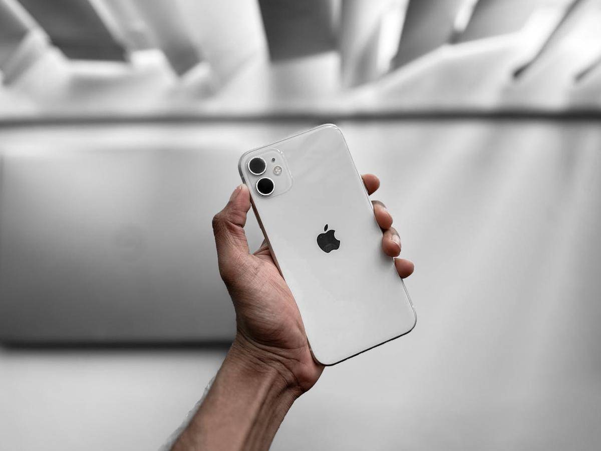 ilustrasi iPhone