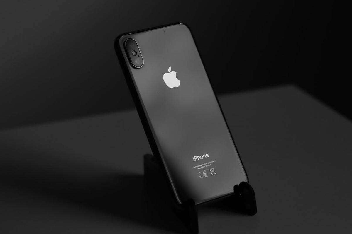 ilustrasi iPhone