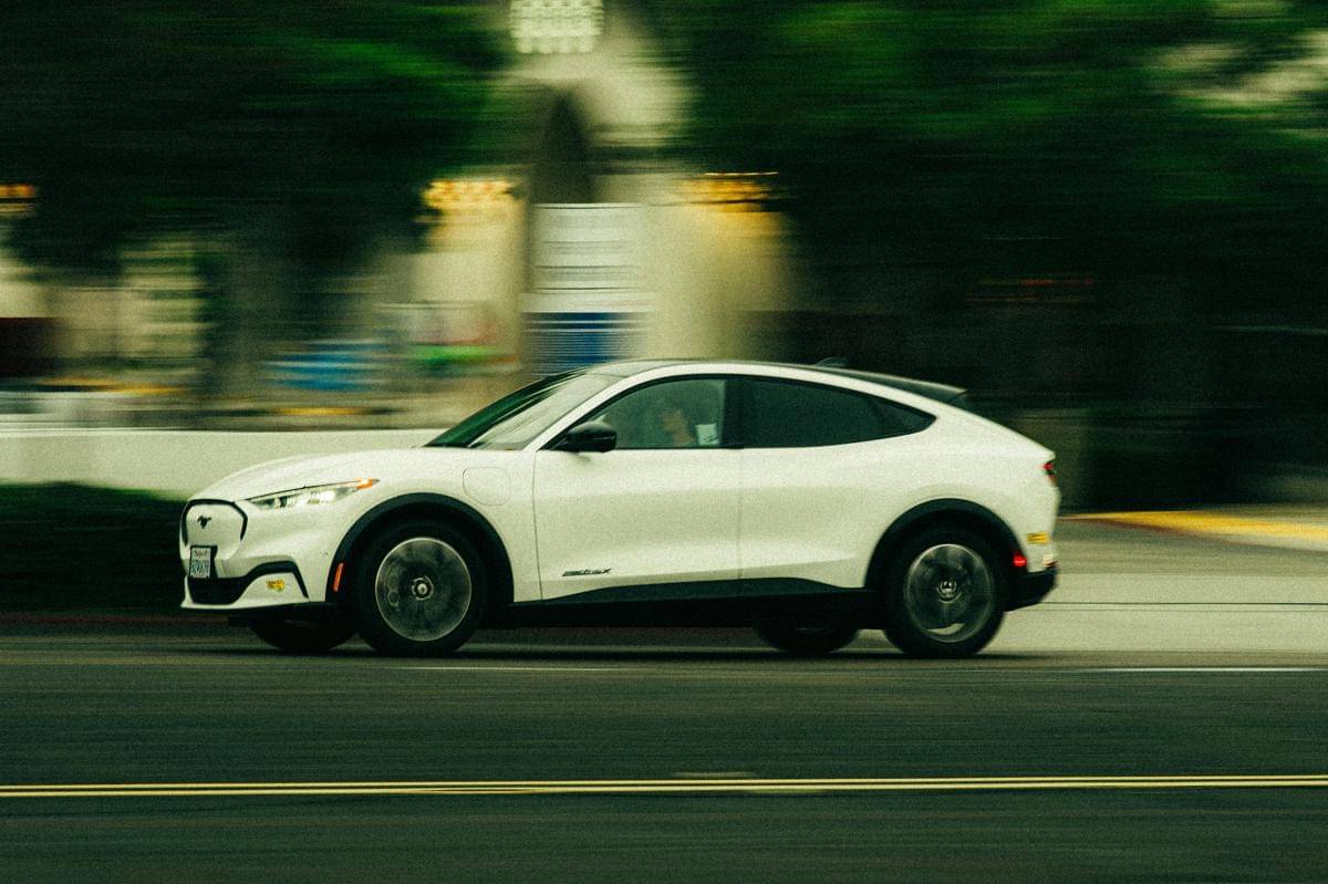 ilustrasi mobil listrik (pexels.com/pexels)