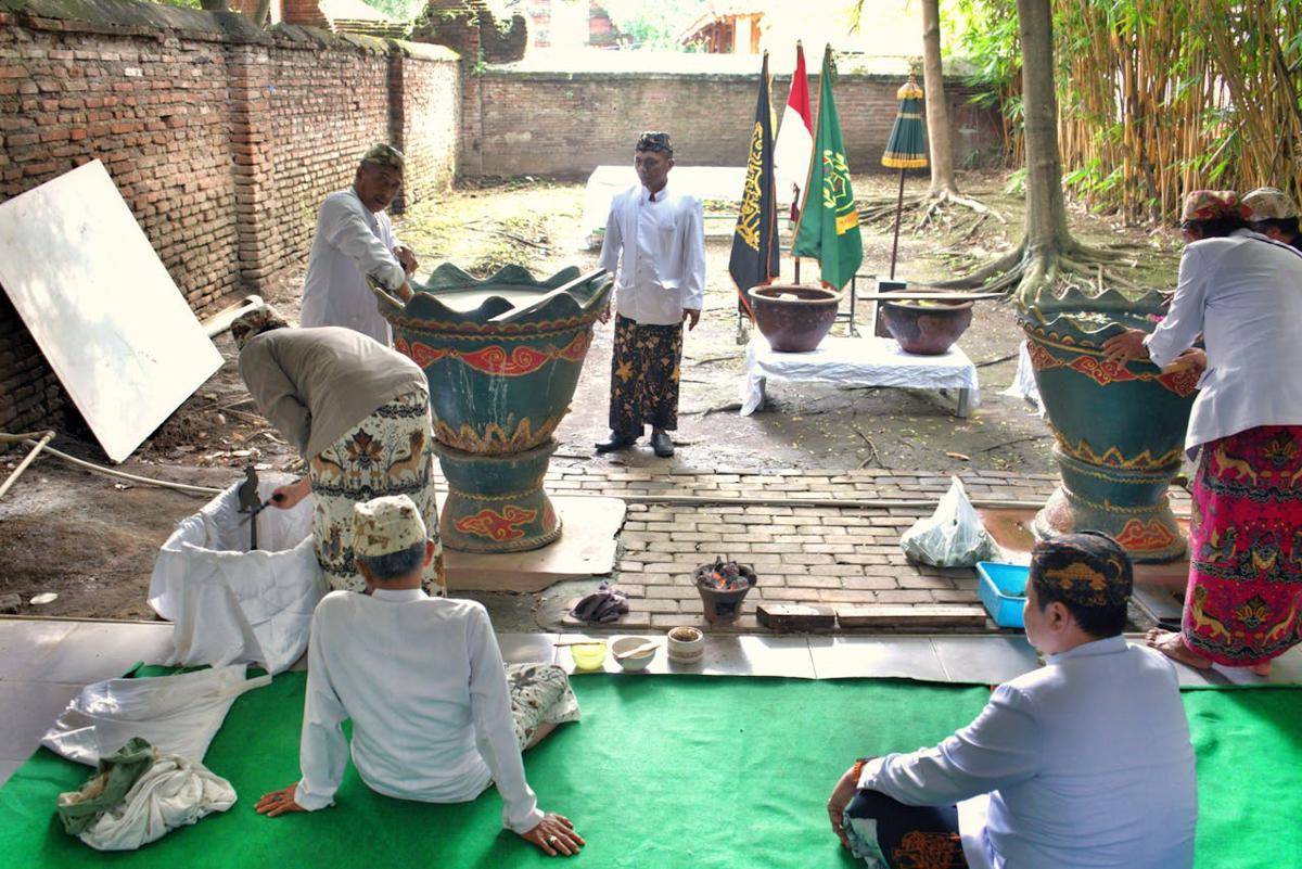 ilustrasi budaya Jawa (pexels.com/Ruyat Supriazi)