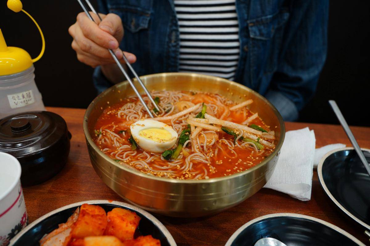 ilustrasi sup kimchi korea (pexels.com/pexels)