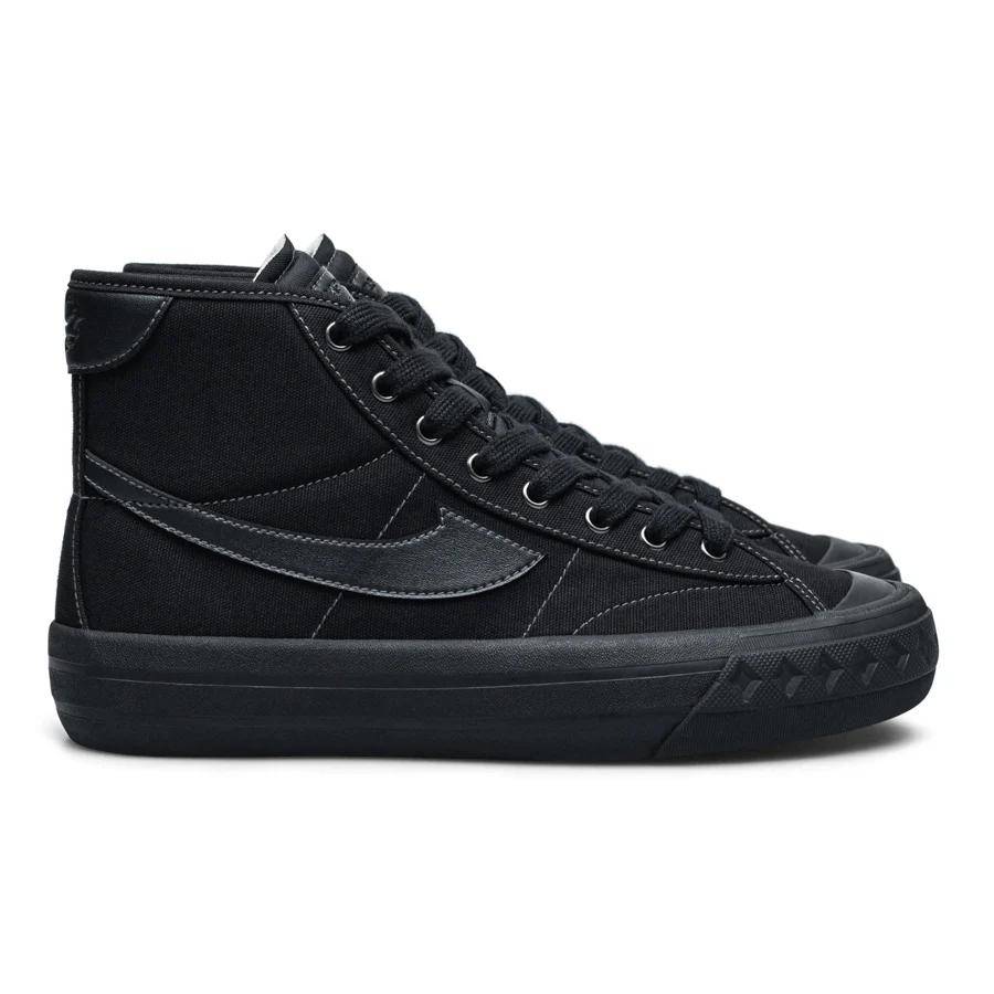 potret Compass Retrograde Hi Decon Triple Black (dok. Sepatu Compass)