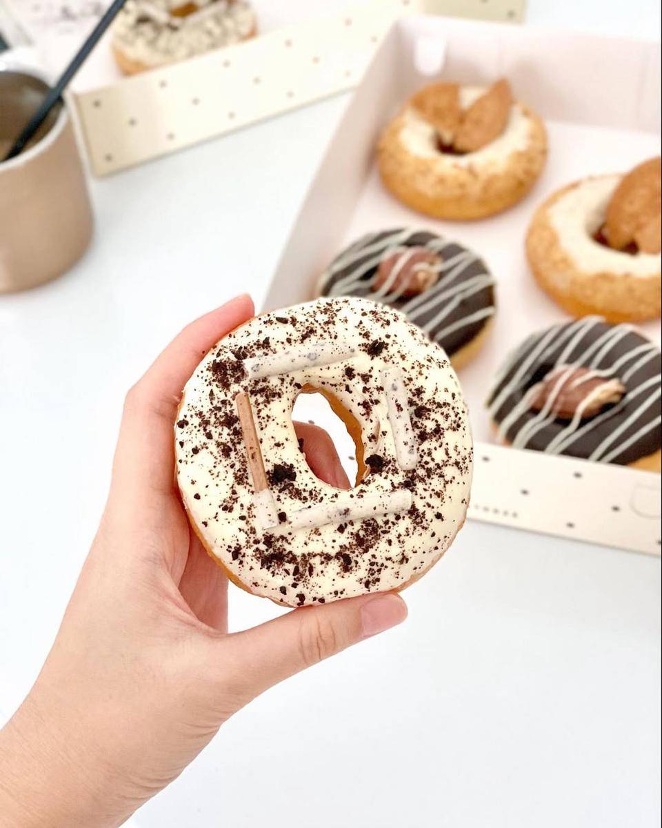ilustrasi donat Bomboloni