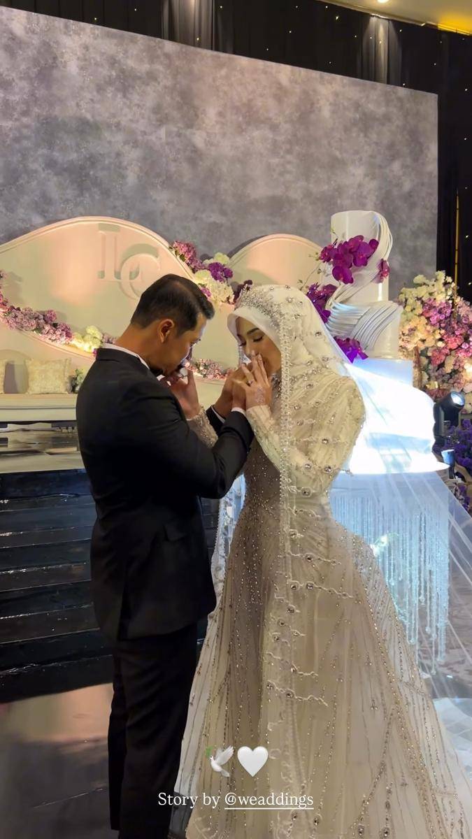 resepsi pernikahan Clara Shinta