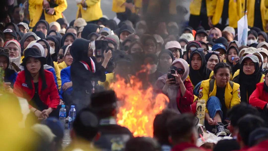 Aksi massa mengawal putusan MK di Banjarmasin pada 24 Agustus 2024. (_durrahman/instagram)