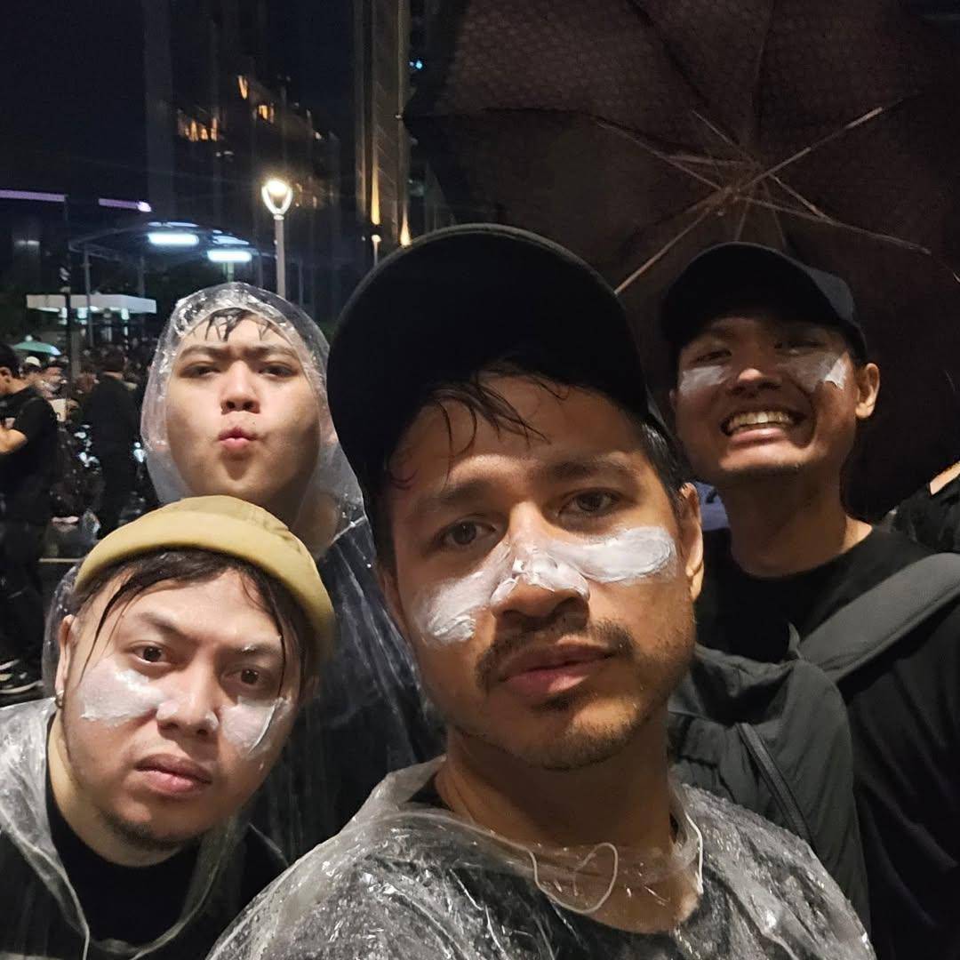Jovial da Lopez dan Andovi da Lopez demo di Gedung DPR RI pada Jumat, 29 Agustus 2025