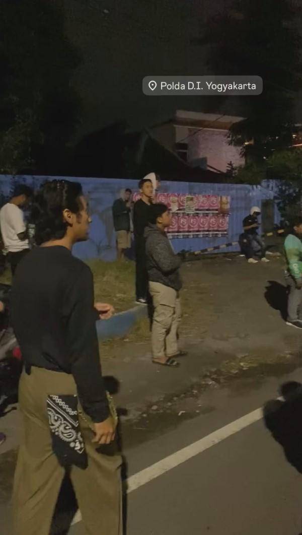 Abidzar ikut demo di Jogja