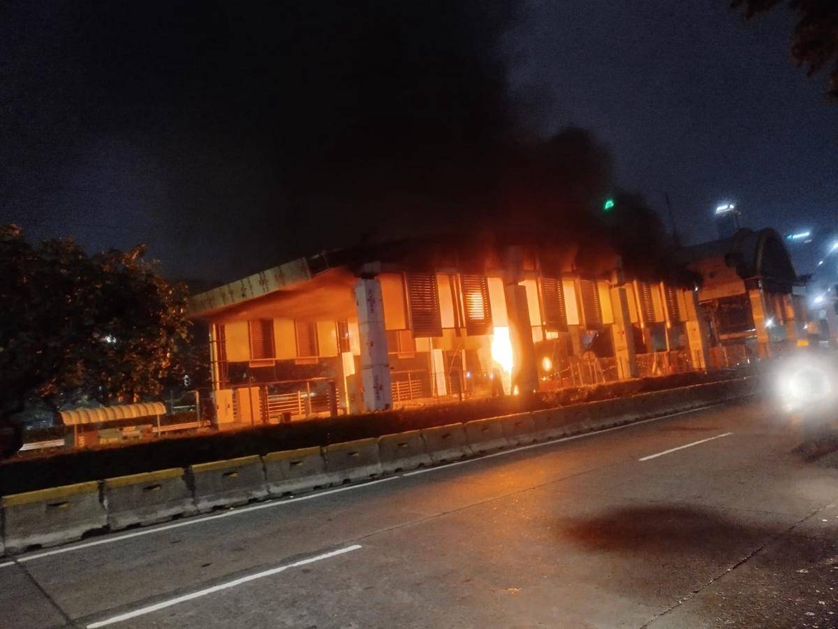 pos polisi, demo ojol