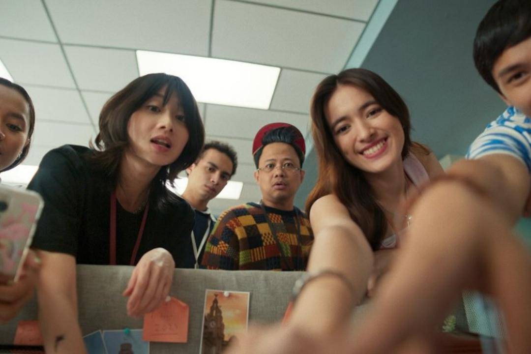 Still cut film Indonesia Tinggal Meninggal