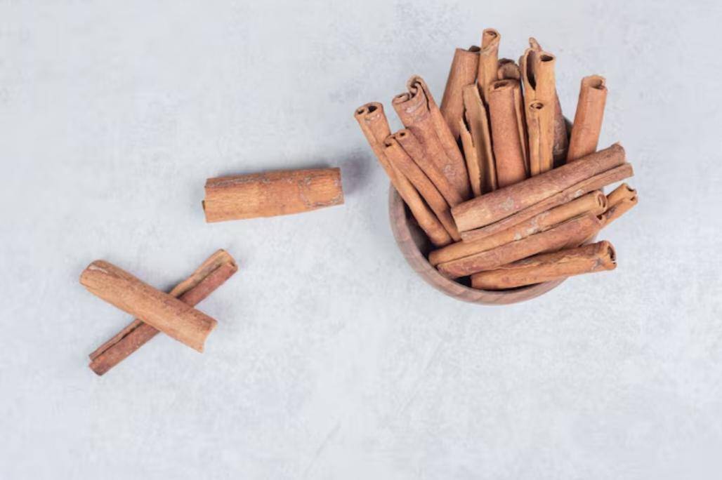 Kayu Manis (freepik.com/azerbaijan_stockers)