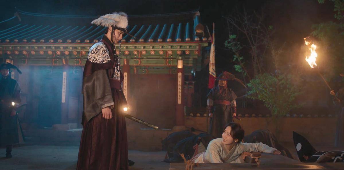 Cuplikan drakor Bon Appetit, Your Majesty (dok. TVN/Bon Appetit, Your Majesty)