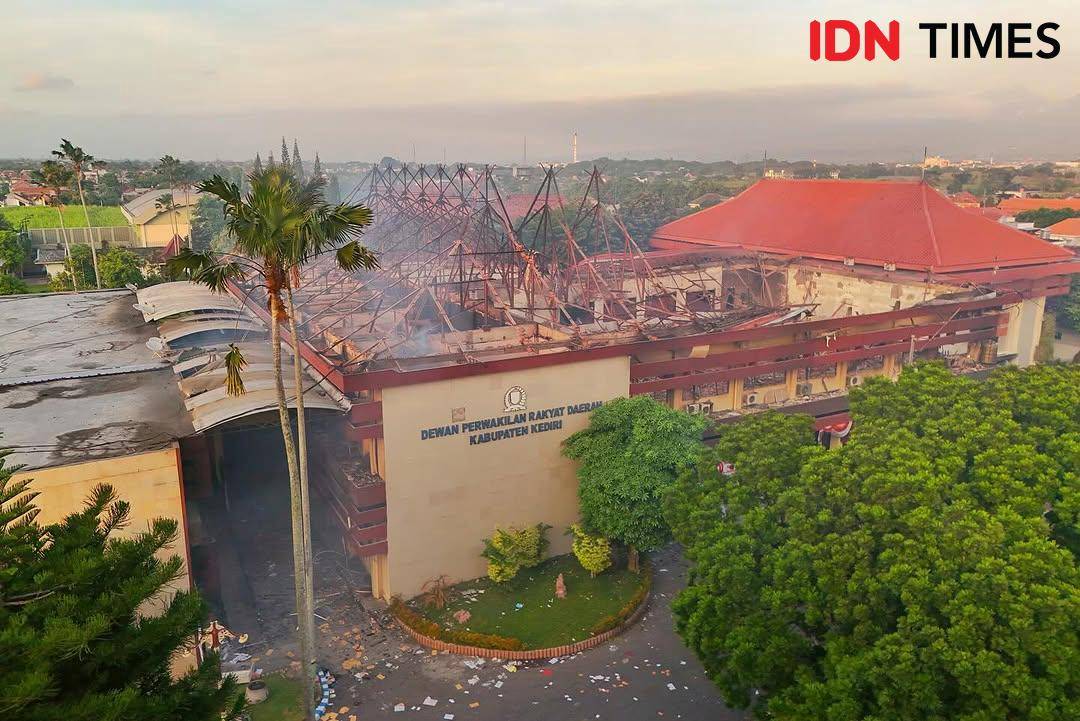 Kondisi kantor DPRD Kabupaten Kediri. Instagram/@dhitopramono