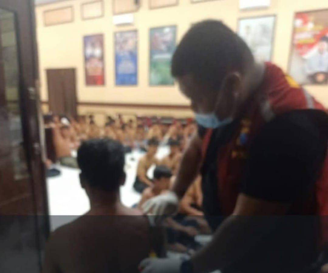 Terduga pelaku penyerangan Mapolres Blitar Kota yang ditangkap. IDN Times/istimewa