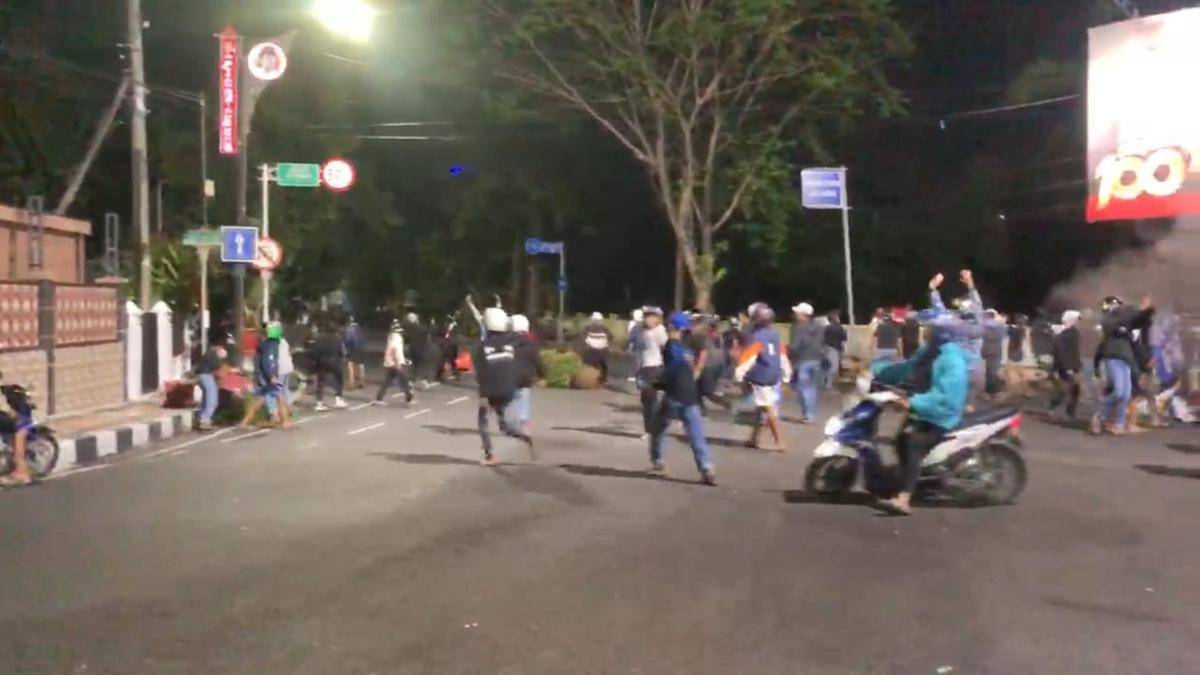 Aksi penyerangan Mapolres Blitar Kota. IDN Times/istimewa