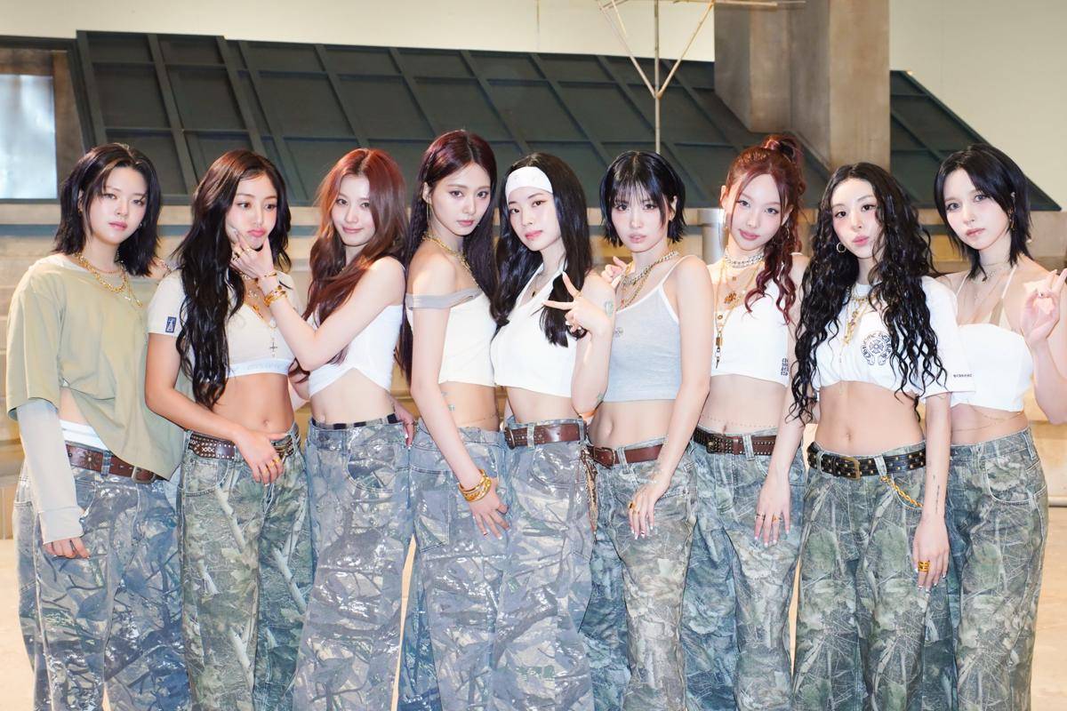 TWICE (x.com/JYPETWICE)