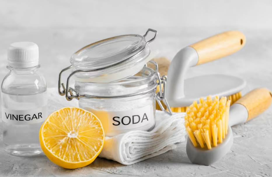 ilustrasi cuka dan baking soda 