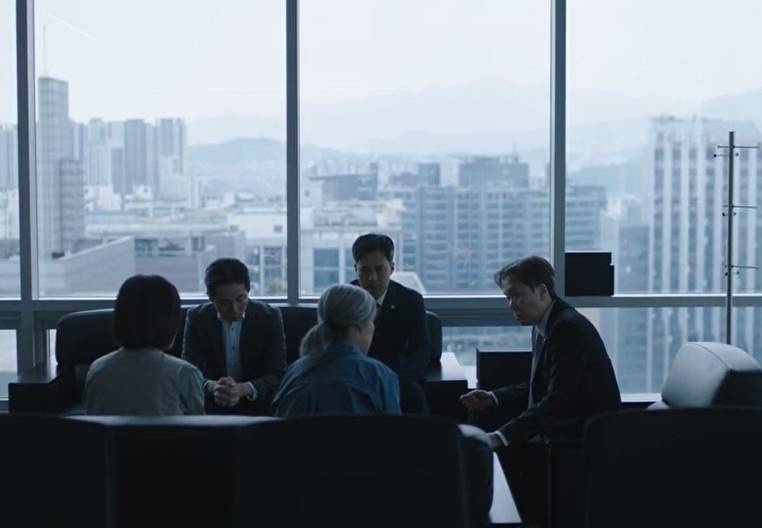 still cut drama Korea Beyond the Bar