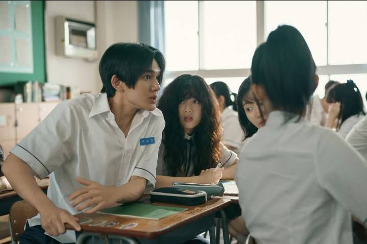 still cut film Love Untangled (instagram.com/netflixkr)