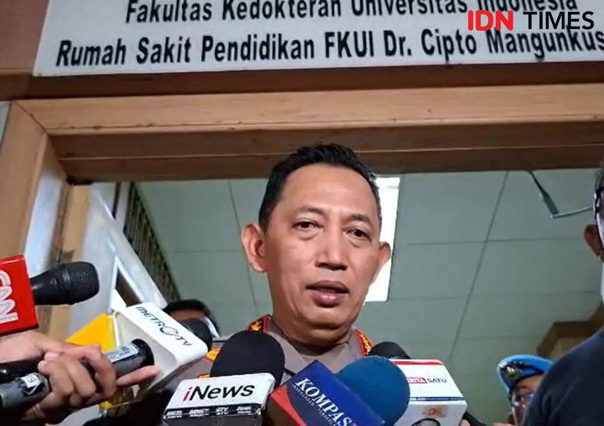 Kapolri Jenderal Polisi Listyo Sigit Prabowo di RSCM (IDN Times/Amir Faisol)