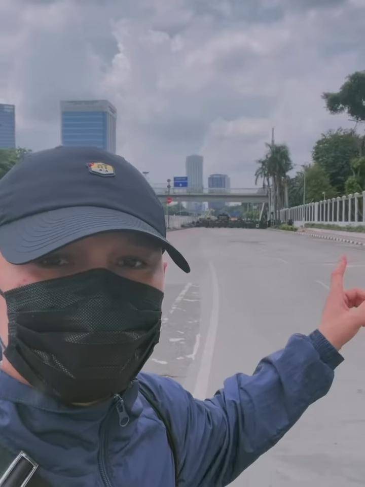artis ikut demo DPR
