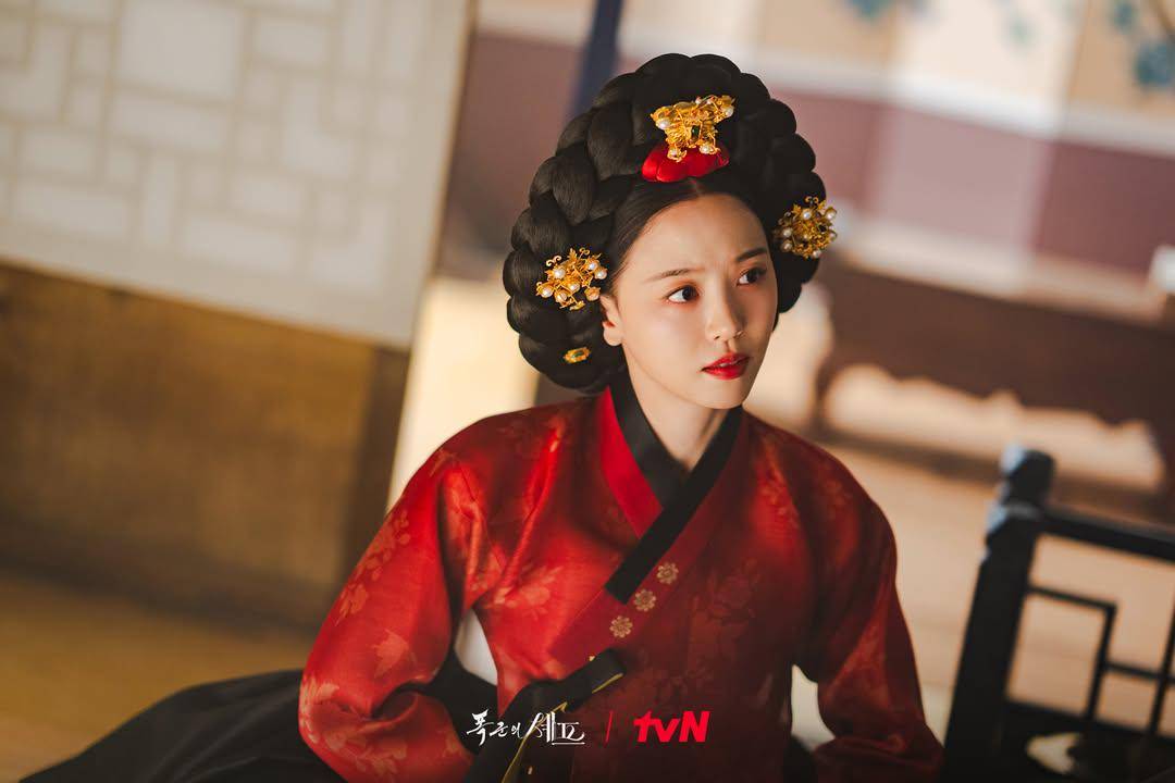 cuplikan drama Bon Appetit, Your Majesty (instagram.com/tvn_drama)
