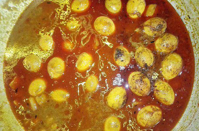 ilustrasi egg curry (commons.wikimedia.org/Ferdous)