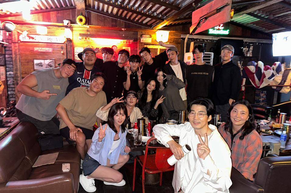 momen syuting terakhir drama The Winning Try (instagram.com/sbsdrama.official)