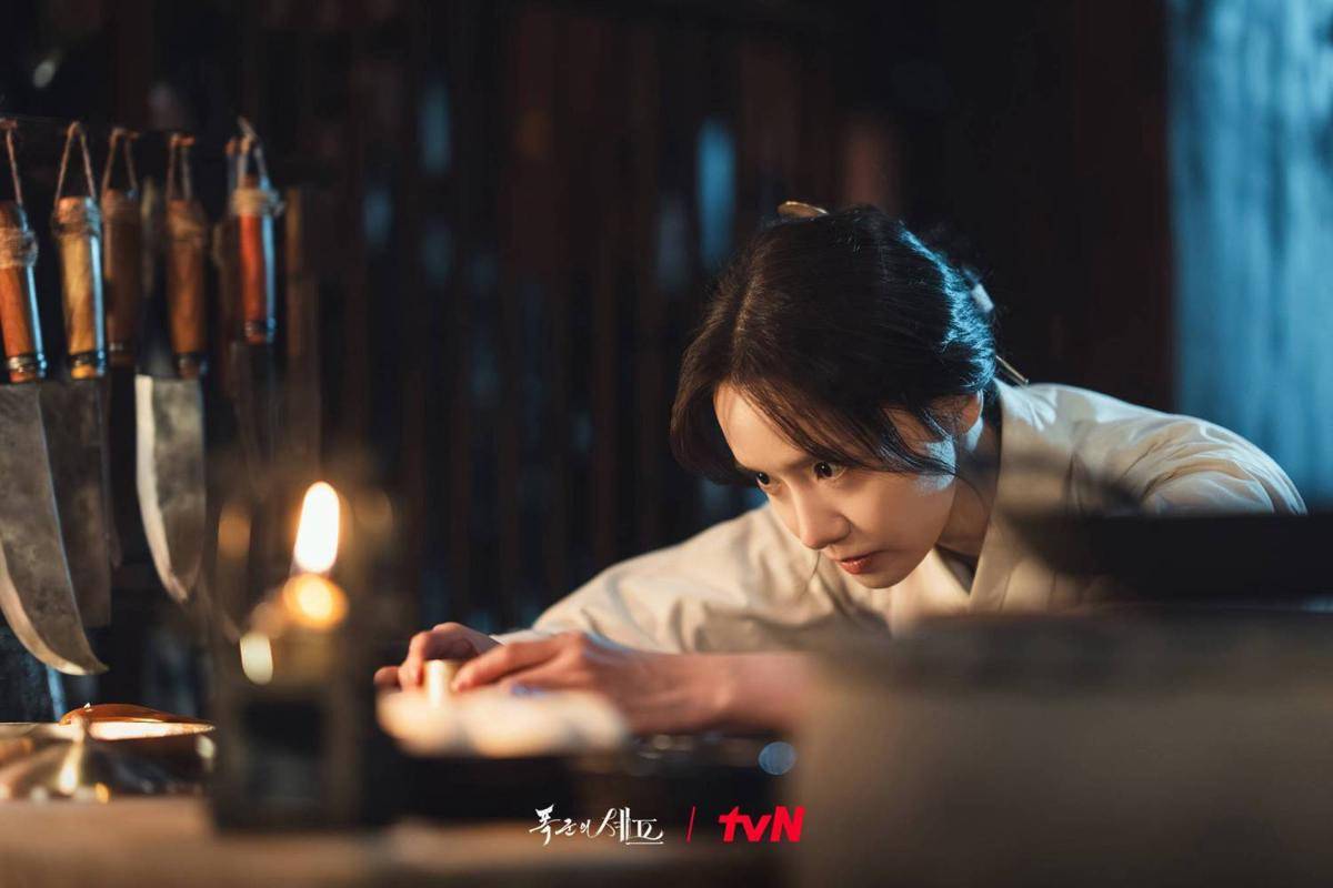 Cuplikan drama Korea Bon Appetit, Your Majesty (dok. tvN/Bon Appetit, Your Majesty)