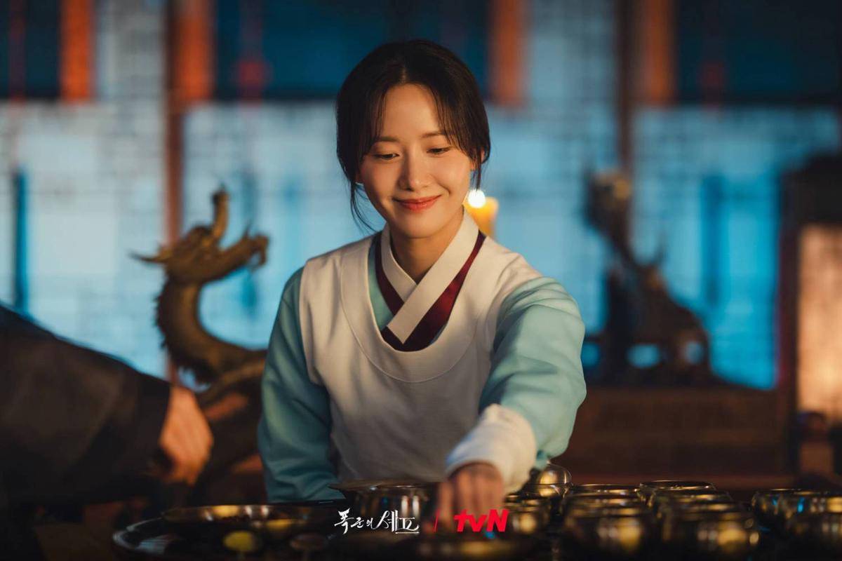 Cuplikan drama Korea Bon Appetit, Your Majesty (dok. tvN/Bon Appetit, Your Majesty)