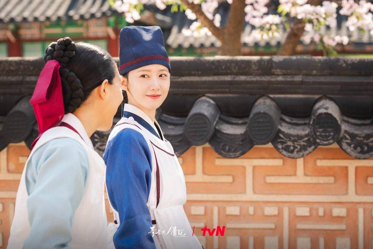 Cuplikan drama Korea Bon Appetit, Your Majesty (dok. tvN/Bon Appetit, Your Majesty)