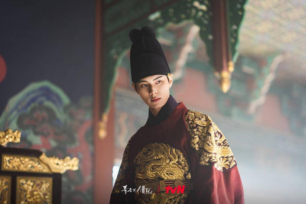 Cuplikan drama Korea Bon Appetit, Your Majesty (dok. tvN/Bon Appetit, Your Majesty)