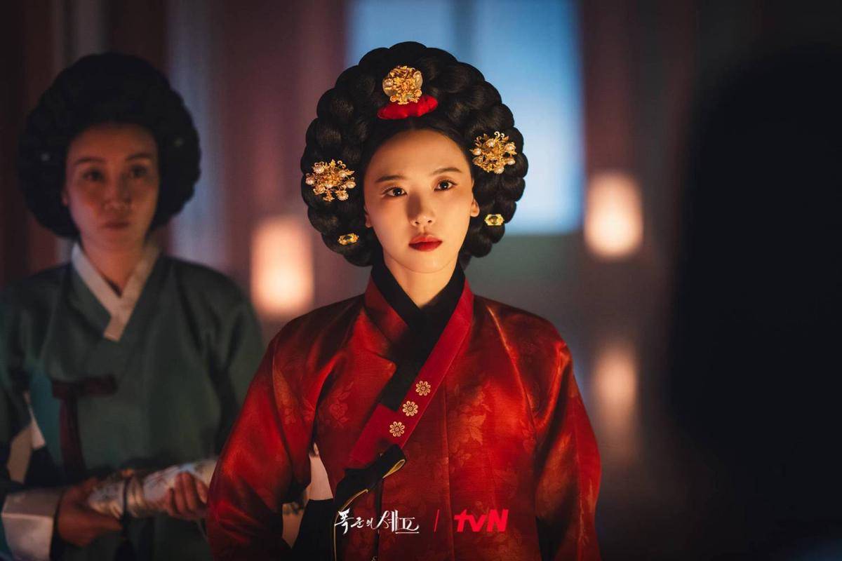 Cuplikan drama Korea Bon Appetit, Your Majesty