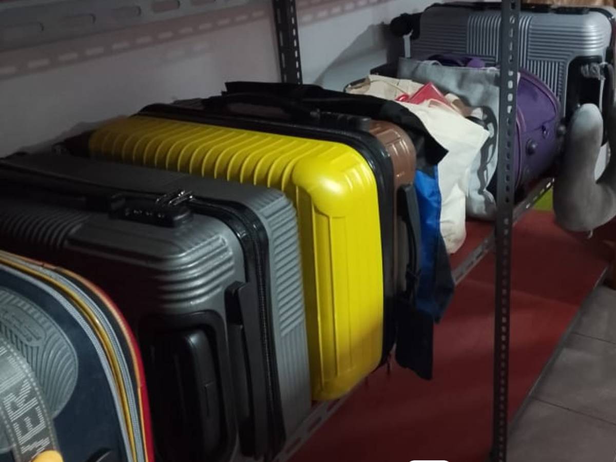 ruangan penyimpanan yang ada di Locker Jogja (lockerjogja.com)