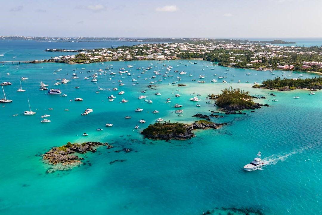 Misteri Segitiga Bermuda, tempat kapal dan pesawat menghilang tanpa jejak. (Pexels/Brandon Morrison)