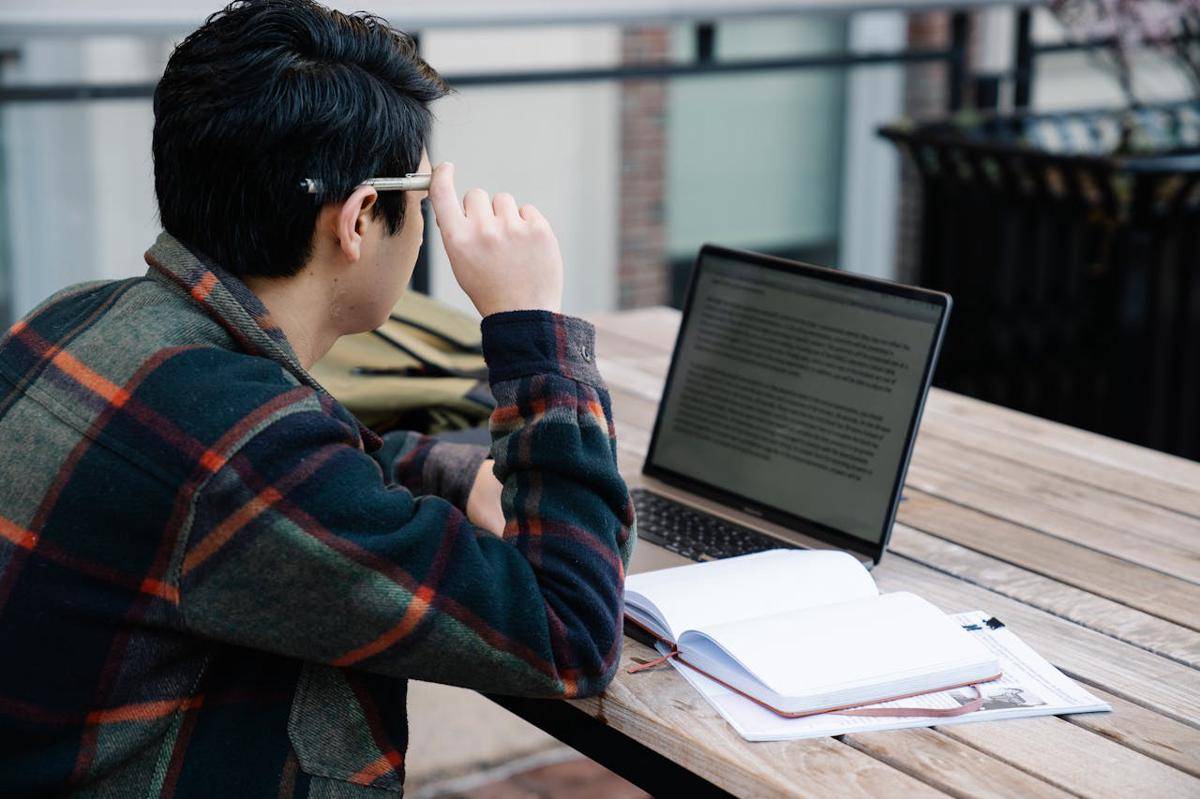 Metode menulis dengan timer, produktivitas ala pomodoro. (Pexels/George Pak)