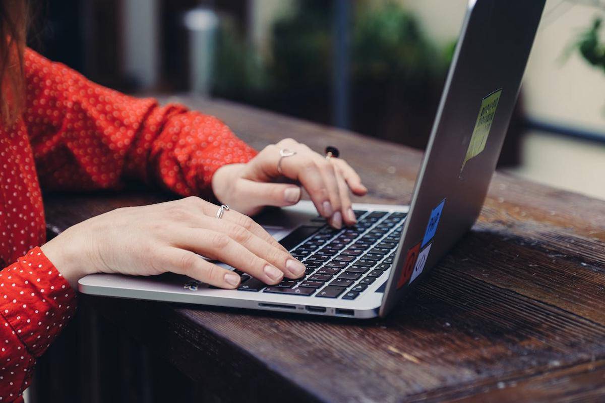 Metode menulis dengan timer, produktivitas ala pomodoro. (Pexels/Anna Shvets)