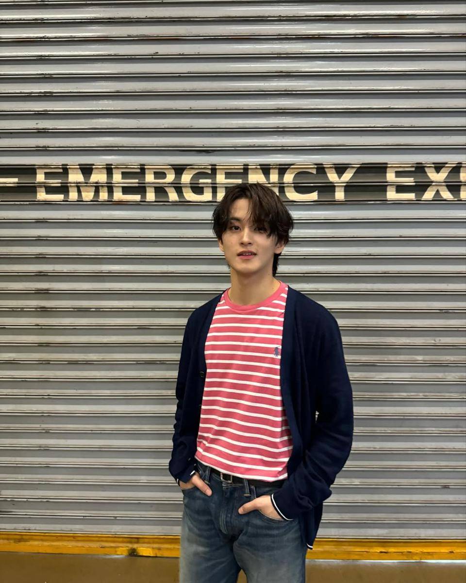 potret Mark NCT (instagram.com/onyourm_ark)